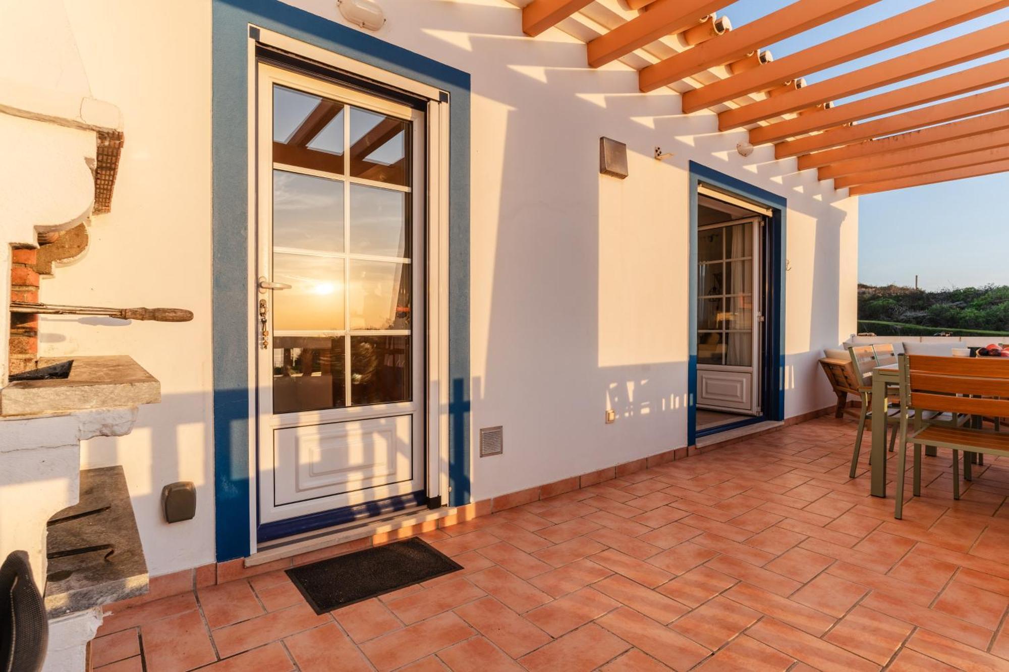 Sweet Home Arrifana // Beachhouse Praia da Arrifana Exterior foto